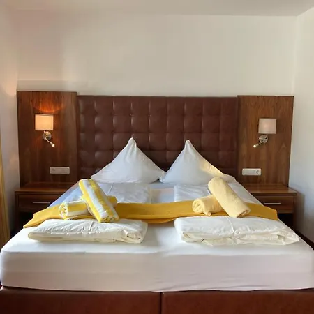 Skirast - Kirchberg Otel