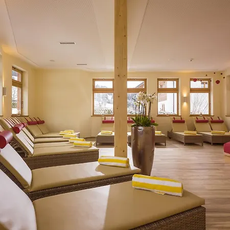 Skirast - Kirchberg Hotel 3*